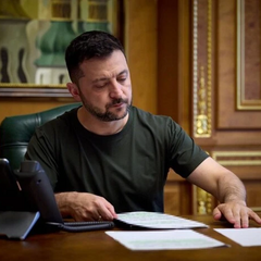 Президент нагородив трьох воїнів званням Герой України