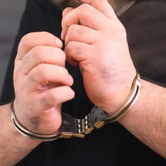 Продавець в ТЦК пропонує відстрочки