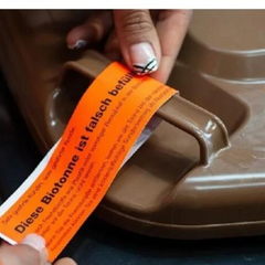 Биополиция проверяет мусорные баки