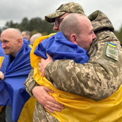 Освобожденные защитники накануне Дня рождения