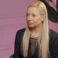 Тоня Матвиенко нарушает авторские права