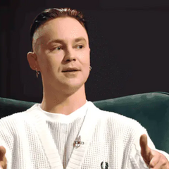 Певец шокировал ужасным поступком для девушки в морге