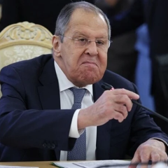 Лавров комментирует выборы в Украине