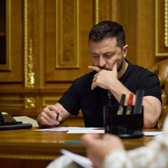 Зеленский объявил о замене руководителей администраций