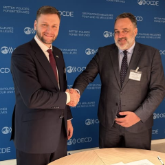 Signing of the corruption agreement