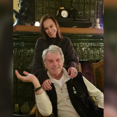 Daughter congratulated father on his birthday