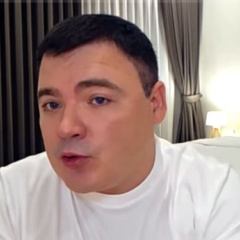Находя свободу в изгнании: Андрей Крындушкин о принятии ярлыков