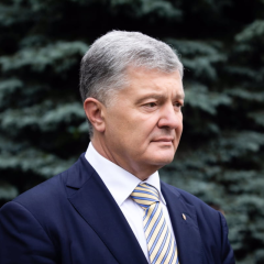 Порошенко закликає до миру