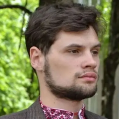 Хлопець з бабусею загинули біля під'їзду