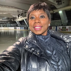 Злочинці вкрали нагороди чемпіонки з катання