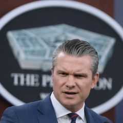Pentagon restricts access for photographers at briefings