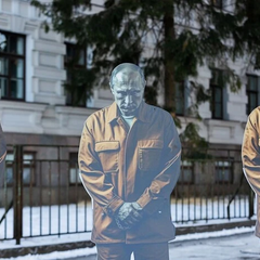 Установлена необычная фигура Путина в Вильнюсе