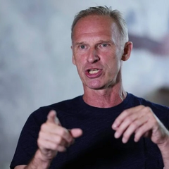 Чехія пропонує Гашеку державний захист