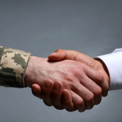 Вакарчук з гуртом «Суперсиметрія» на виступі