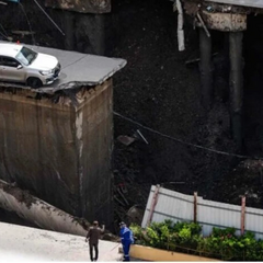 Під Бангкоком провалилася вулиця