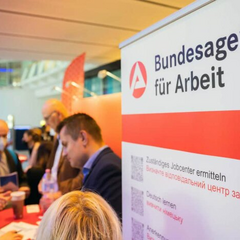 Изображение флагов Украины и Германии