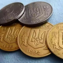 Монета упакована в оригінальну упаковку