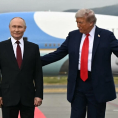 Putin and Trump pass through war