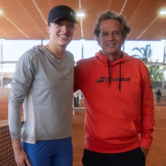 Iga Swiatek with a new coach