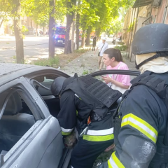 Блокпостами у Запоріжжі: діти постраждали