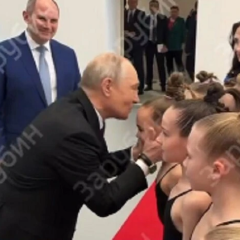 Putin kissing child, Russian trust falls