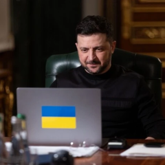 Зеленський проводить нараду з переговорниками