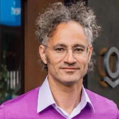 Palantir CEO warns about AI risks