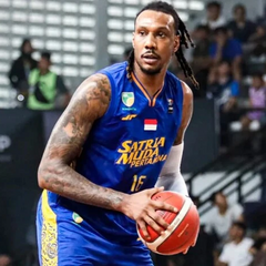 Баскетболист США в Индонезии