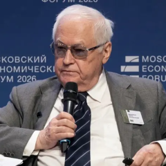 About machine building workers in Russia