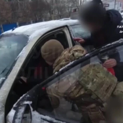 Чоловік знепритомнів за кермом