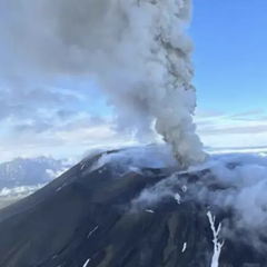 Eruption of M. Kraseninnikov Volcano in Kamchatka