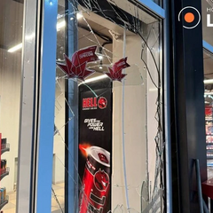 Потрощена автозаправна станція у Харкові