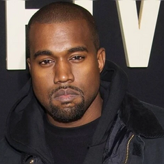 Футболка Каньє Веста зі свастикою