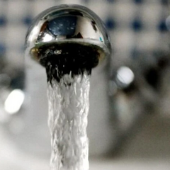 Правительство призывает сократить потребление воды