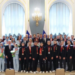 Спортсмен Садреев на церемонии награждения