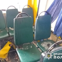 Дрон влучив у маршрутку в Херсоні