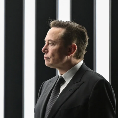 SpaceX підключає Іран до Starlink