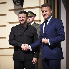 Макрон пояснює, хто моніторить процес