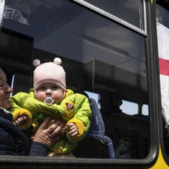 Евакуація дітей з небезпечних районів