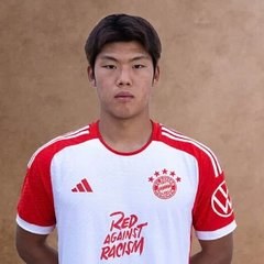 Футболист умер после удара коленом