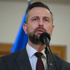 Польша требует снять звание 'героев УПА' с украинской военной единицы