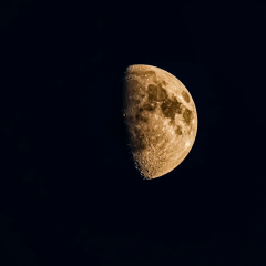 Moon's radius decreased over millions years