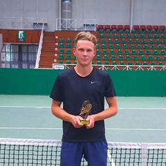 Російський тенісист дискваліфікований за допінґ