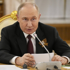 Фото Путіна з грустним виразом обличчя