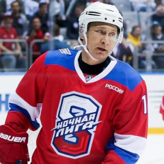 Drone attack cancels flight of Russian hockey veterans to Sochi