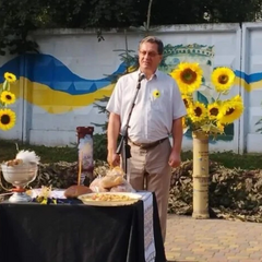 П'яний Острога слухав російські пісні