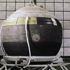 Космічний апарат радянської епохи падає на Землю