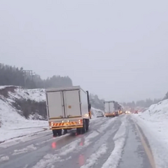 Мікроавтобус з школярами в Південній Африці