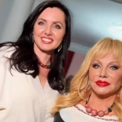 Svitlana Bilonozhko and future daughter-in-law in outfits