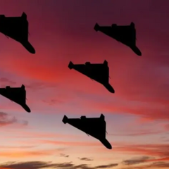 Російські дрони атакують багатоповерхівки в Харкові